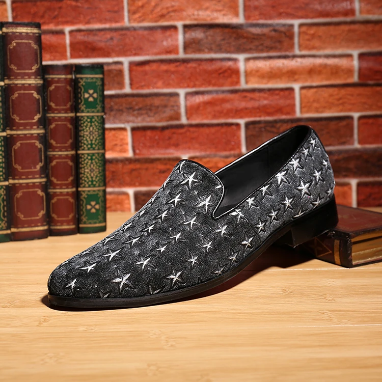 Christia Bella New Fashion Male Star Pattern Suede Leather Loafer Shoes Party Man Fashion Flats Shoes Male Slip on Loafers Shoes - Цвет: Темно-серый