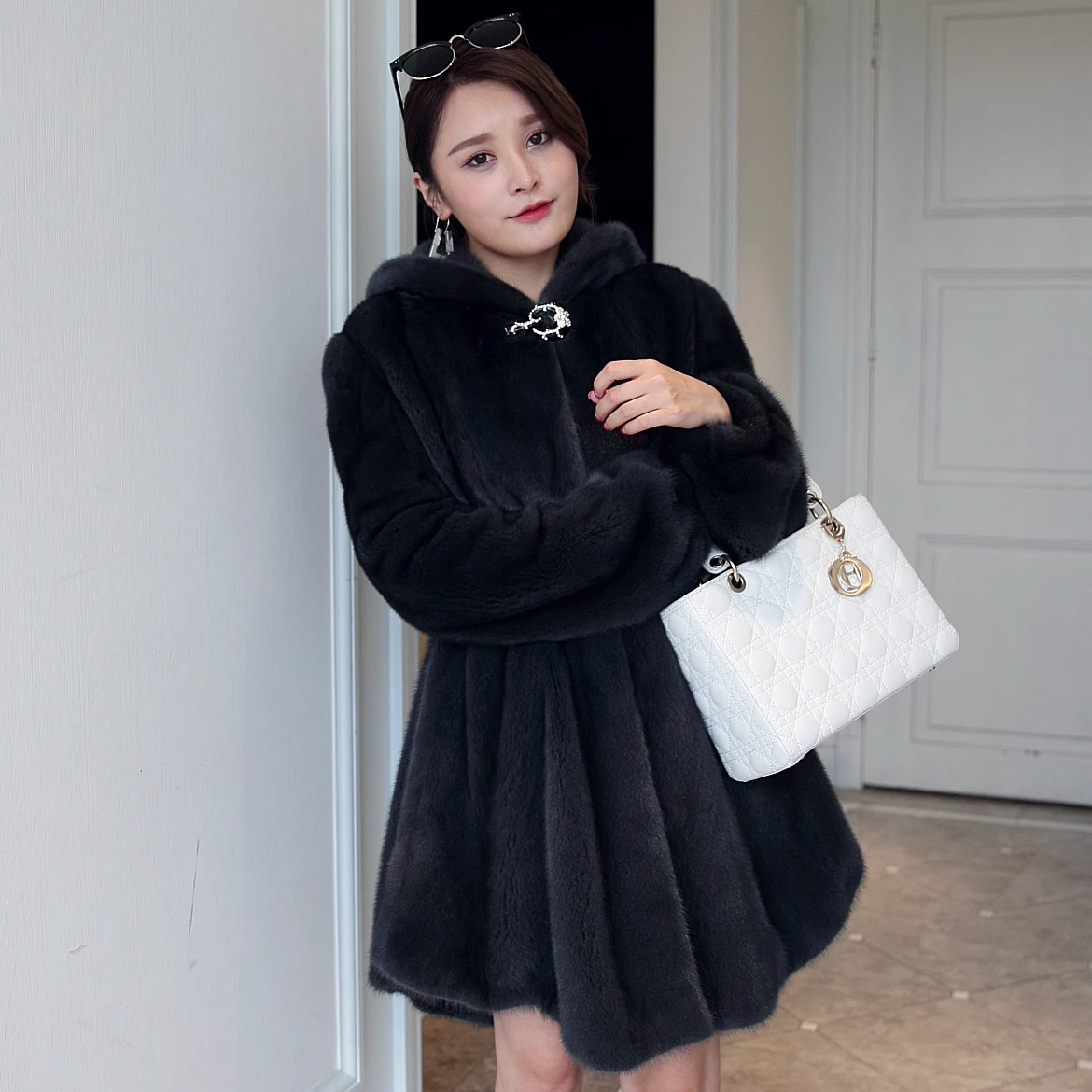 new female models mink coat whole mink mink fur 1009