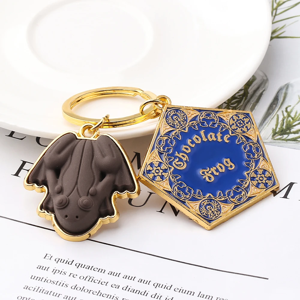 

Chocolate Frog Keychain Gold color Metal Pendant Hogwarts School Keyring Wizard Magic World Hig Quality Key chains Gifts