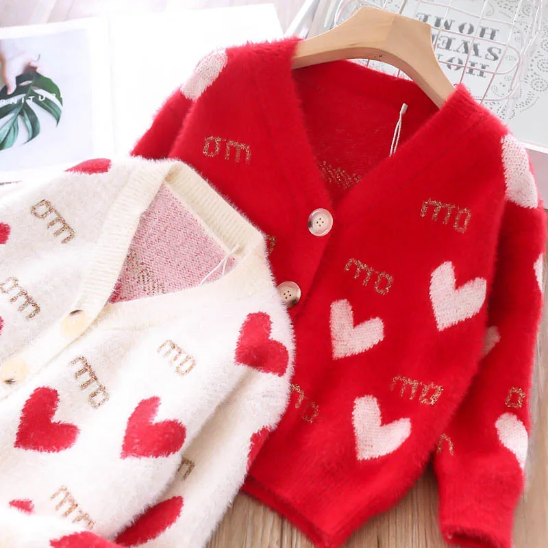 

2019 Autumn Color Imitation Mink Velvet Girl V-collar Letter Love Knitted Sweater Children's Cardigan Long Sleeve Cardigan