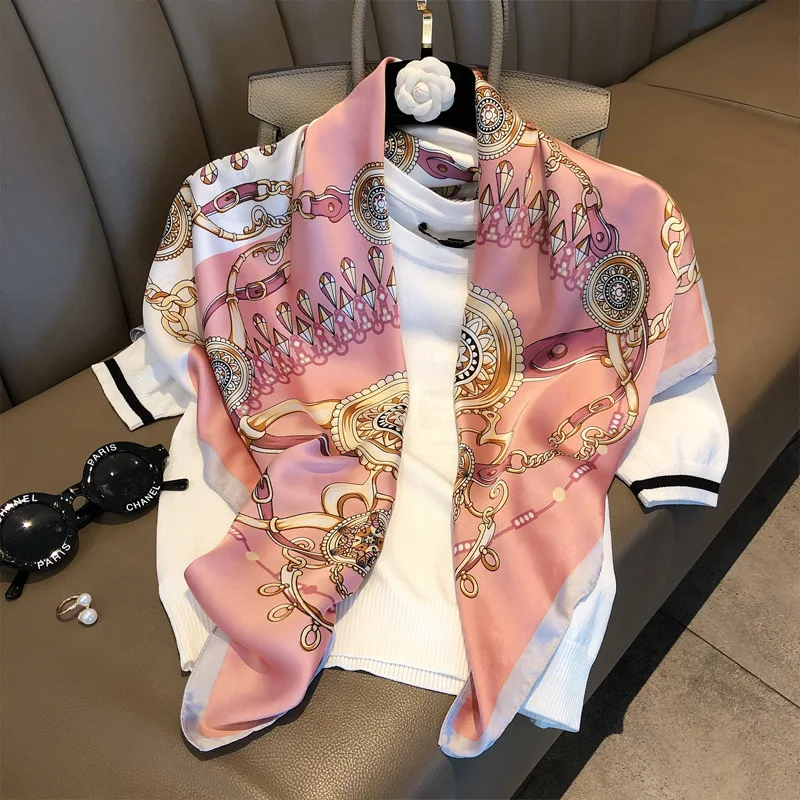 

Ladies Elegent Soft Chain Geometry Printed Wrap Hijab Femme Echarpe Bandana Neckerchief 90x90cm Square Scarf Pashmina Silk Shawl