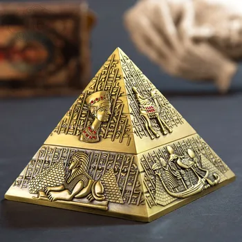 

Creative Fashion Decoration Classic Vintage Egyptian Metal Carved Pyramid With Lid Ashtray Home Decoration Gift