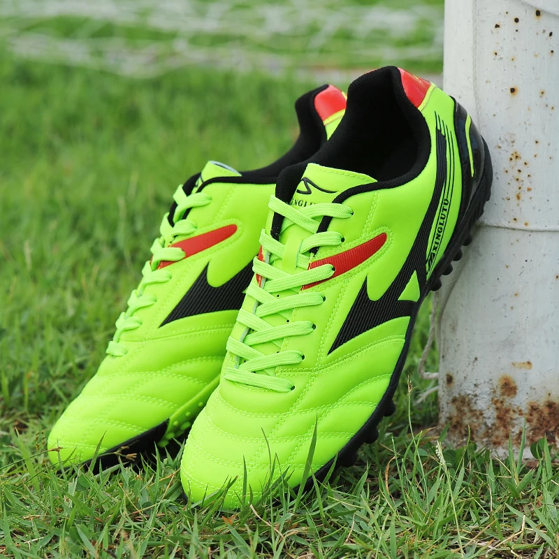 

BOOMING New arrival Men Boy's Football shoes soccer boots Low-top TF Outdoor futsal sport sneakers size 32-44