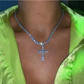 

2020 Hip Hop Women Crystal Cross Pendant Necklace Jewelry Pendentifs Homme Choker Collares Kpop Chain Necklace Collier Femme