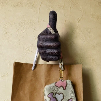 

Europe Restoring Ancient Hands Hook Wall Motivational Gestures Hanging Creative Household Adornment Metope Porch Act Role Resin