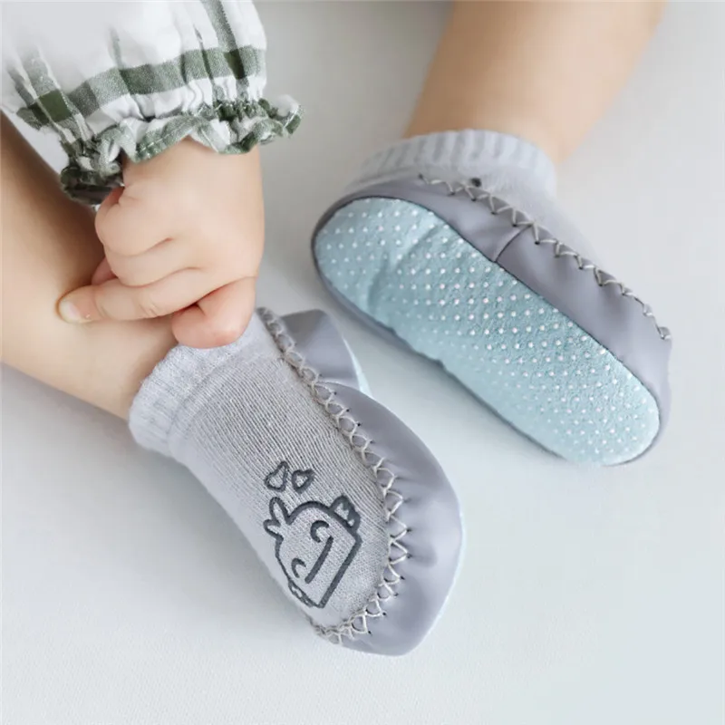 Модные нескользящие носки для малышей короткие носки для малышей Детские тапочки с милыми рисунками Calcetines de Verano 30Au23