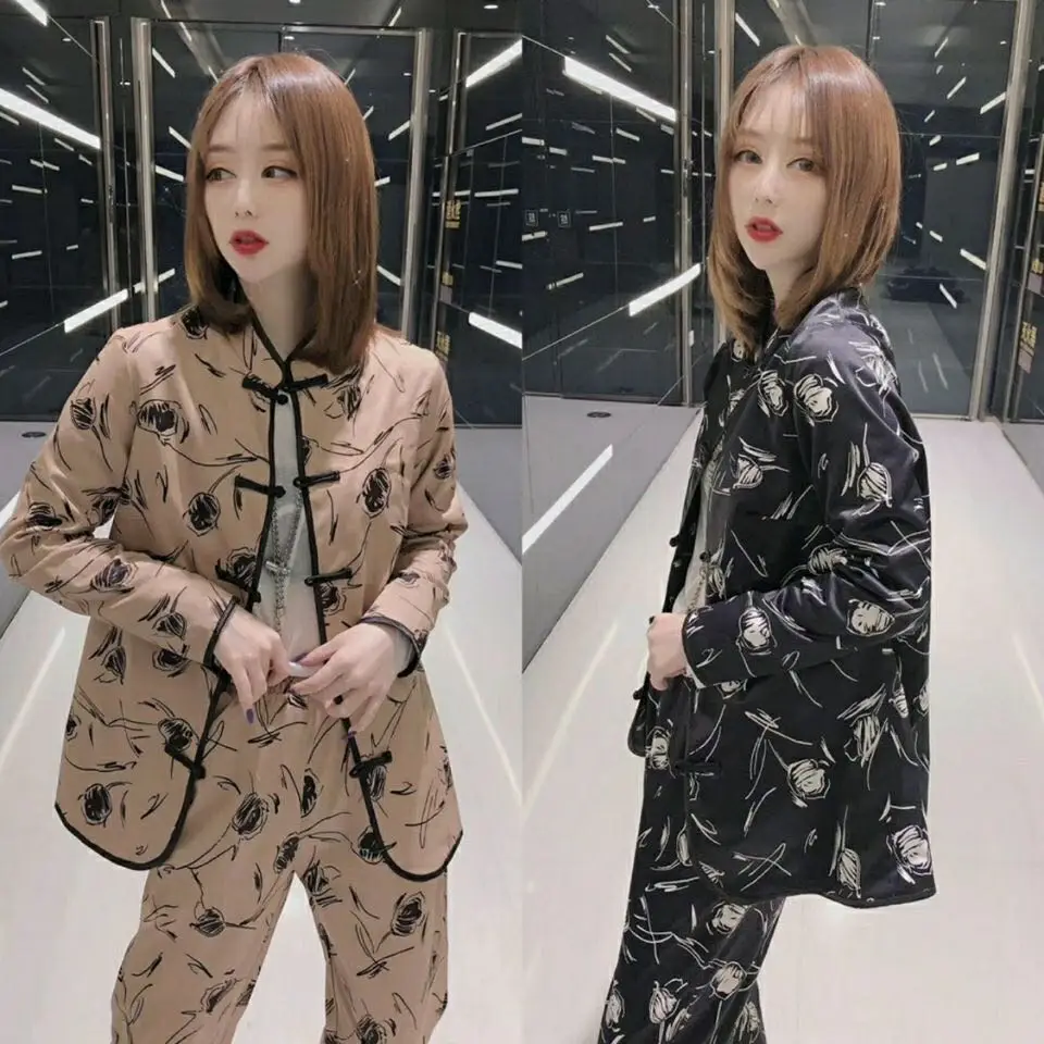 

Women's suit light cooked suit women's spring and summer 2020 new tan Zhuang Han clothing buckle coat National style two coats