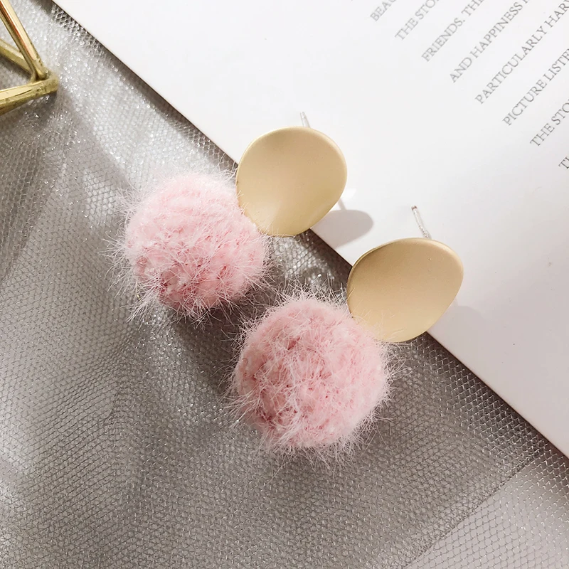 ez399 Boho милые корейские серьги, женские серьги с плюшевыми шариками, массивные круглые Висячие серьги, зимние дикие ювелирные изделия, Лидер продаж - Окраска металла: ez399