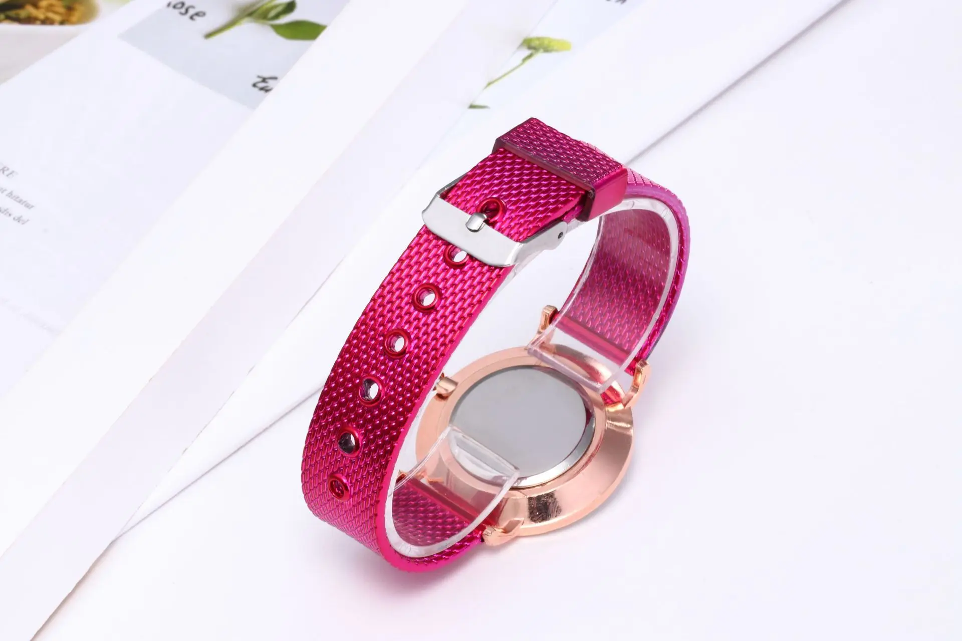 Luksusowe zegarki dla kobiet moda zegarek kwarcowy pasek silikonowy Dial kobiety Wathes Casual Ladies Watch relogio feminino 5 Luksusowe zegarki dla kobiet moda zegarek kwarcowy pasek silikonowy Dial kobiety Wathes Casual Ladies Watch relogio feminino 5