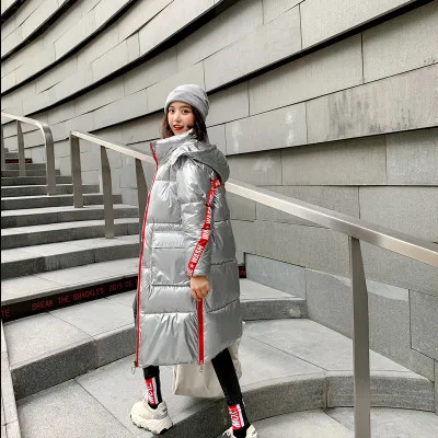light grey Новая зимняя куртка женская длинная секция выше колена яркая поверхность вниз хлопок утолщение парки с капюшоном яркий цвет теплый - Цвет: light grey