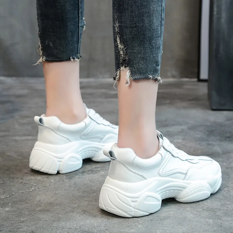 

Dad Shoe Woman 2019 Solid Color Joker Small White Shoes Motion The Wind Thick Bottom Comfortable Leisure Time Ins Shoes