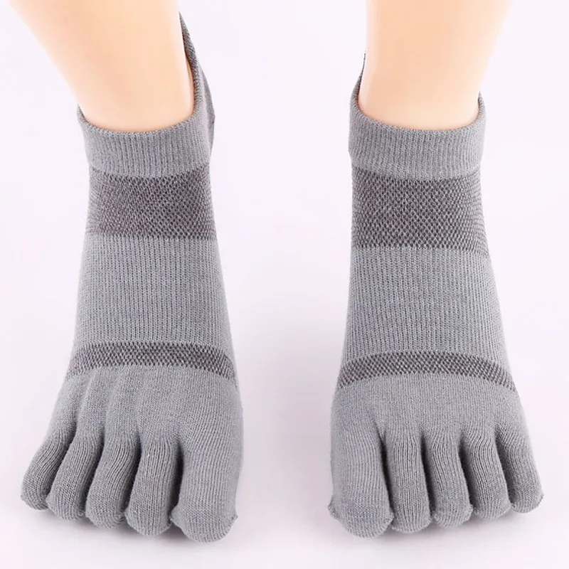 

Outdoor Sports Socks Five Finger Toe Socks Toe Separate Breathable Shockproof Running Bicycling Ankle Socks Women Yoga Socks