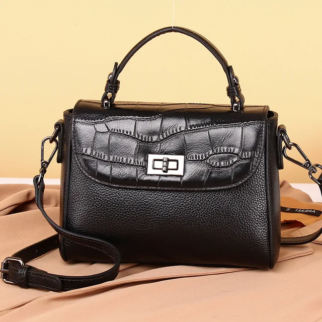 New Natural Cowskin Alligator Pattern Messenger Bag Fashion 100 Real Leather Women Handbag High Quality Female
