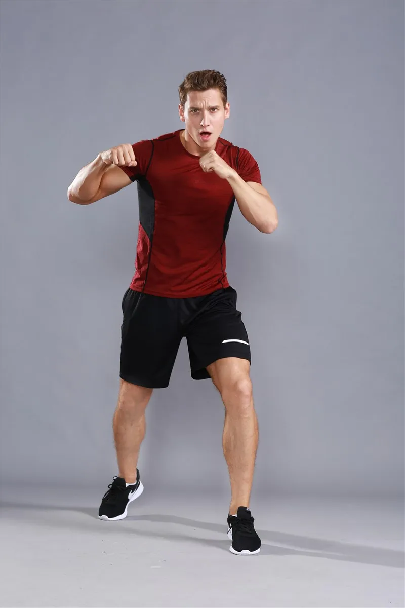 HOWE AO Brand Men Sets Summer Running Sets Men Sport Suits Gym Fitness Training Breathable Tracksuit Jogging Suits