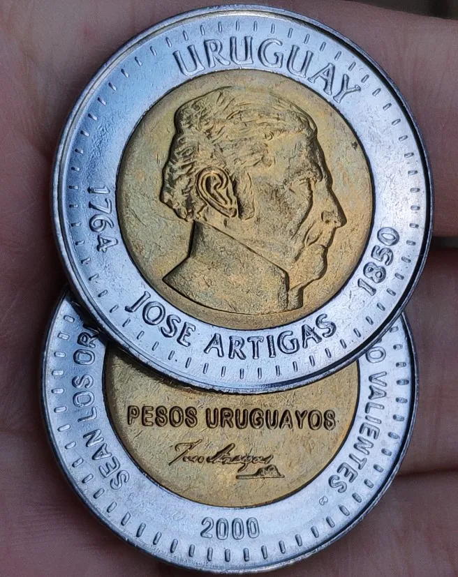 28 мм Uruguay, натуральная монета, оригинальная коллекция