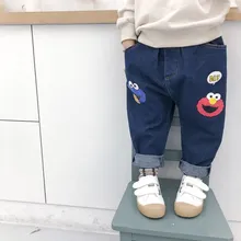 Новинка года; сезон весна-осень; джинсы с рисунком в Корейском стиле для мальчиков и девочек свободные джинсы с большим низом