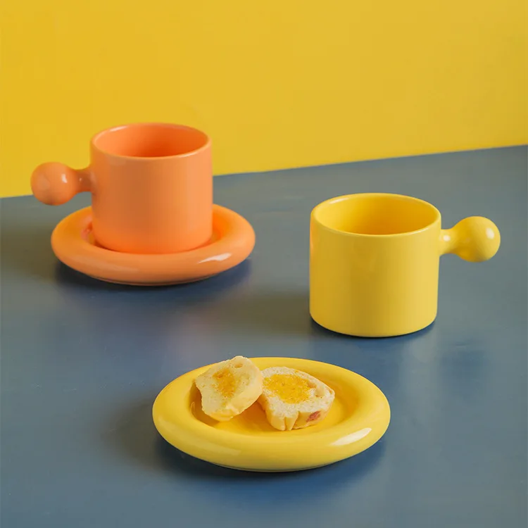

Macaron Ceramic Cup Net Red Personality Ins Wind Creative Egg Yolk Mug with Cover Set Couple Mugs Coffee Cups Set Cute Tea