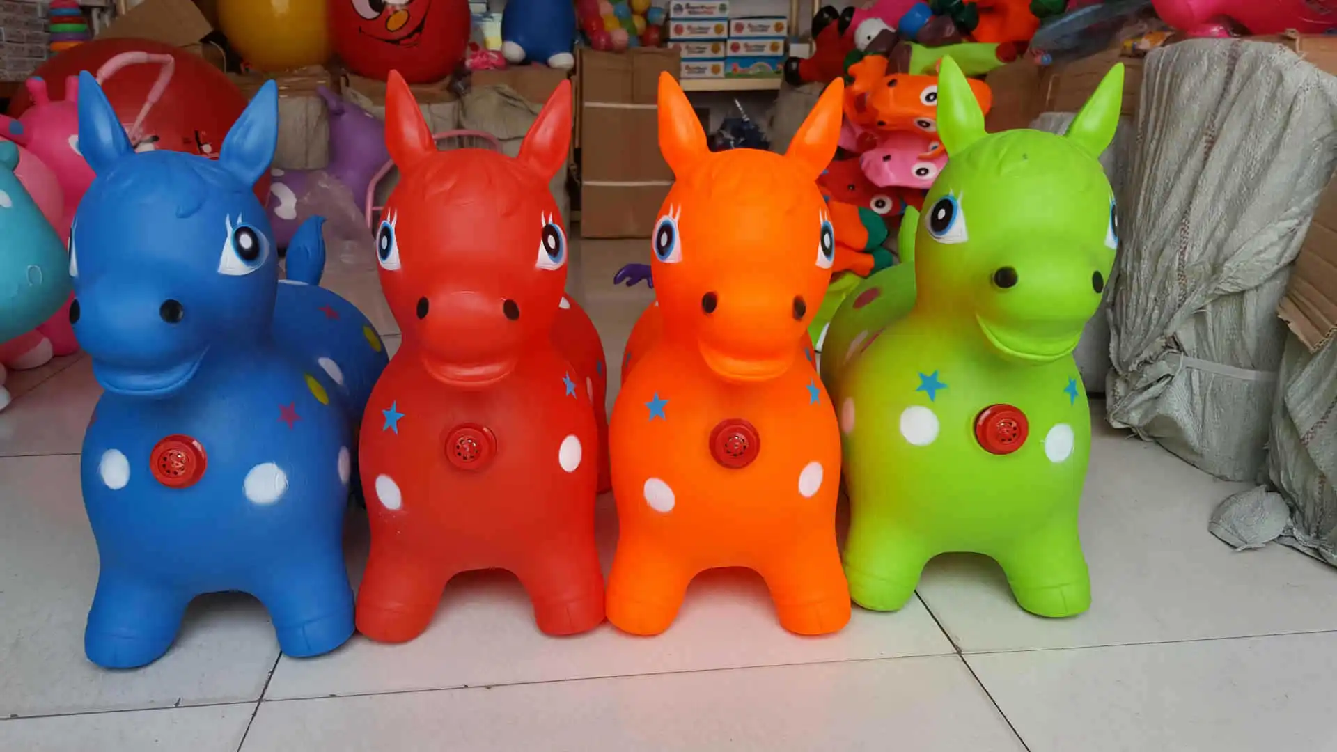 Цветная рисованная музыка Joy Horse Ji сильная детская музыка прыжки лошадь tiao lu tiao niu детский сад прыжки обучение