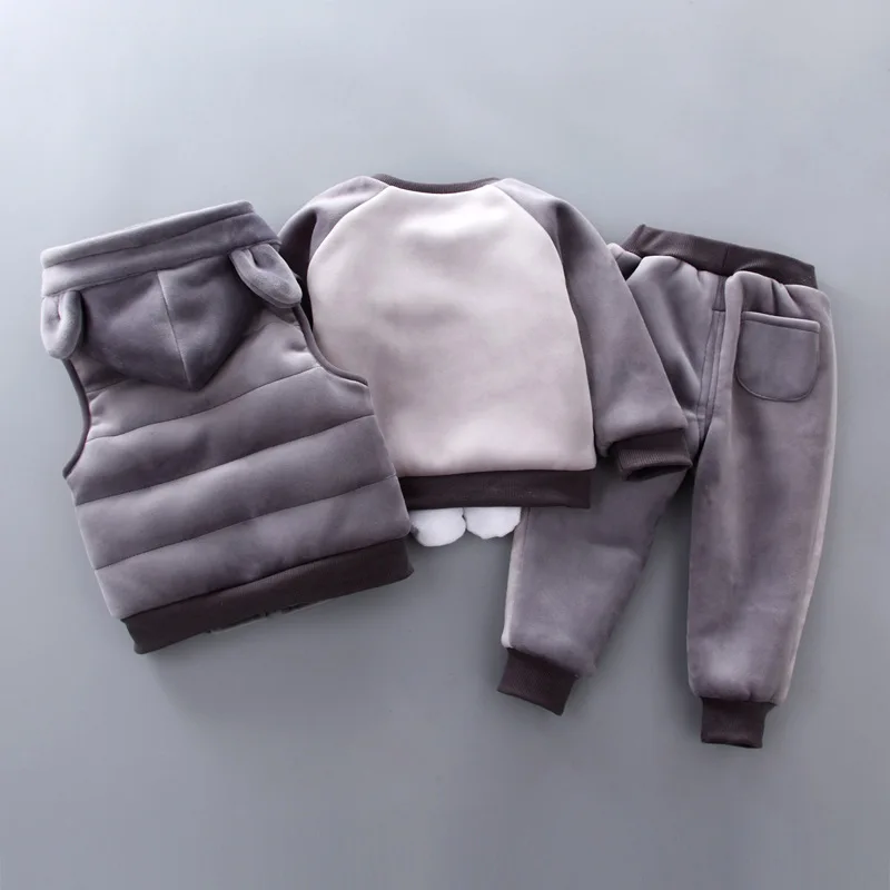 Ceny Kid Baby Girl Boy zestawy ubrań zimowych 2019 moda 3 sztuk małe dziewczynki dziecko garnitur dla chłopców płaszcz + T Shirt + spodnie 1 4 Y
