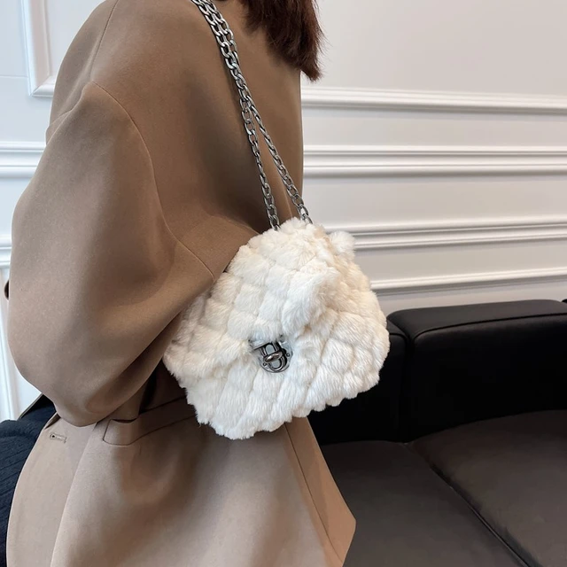 New Winter Bags 2022 Luxury Women's Faux Fur Bag Furry Crossbody Bags For  Women Fashion Plush Shoulder Bags Luxury Purse Bolsas - AliExpress