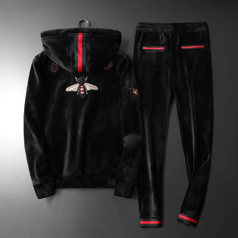 High-end Double-faced Velvet Casual Sports Suit 2019 Autumn And Winter New Men's Suit Warm Embroidery Trend Hoodie + Pants M-5XL High-end Double-faced Velvet Casual Sports Suit 2019 Autumn And Winter New Men's Suit Warm Embroidery Trend Hoodie + Pants M-5XL