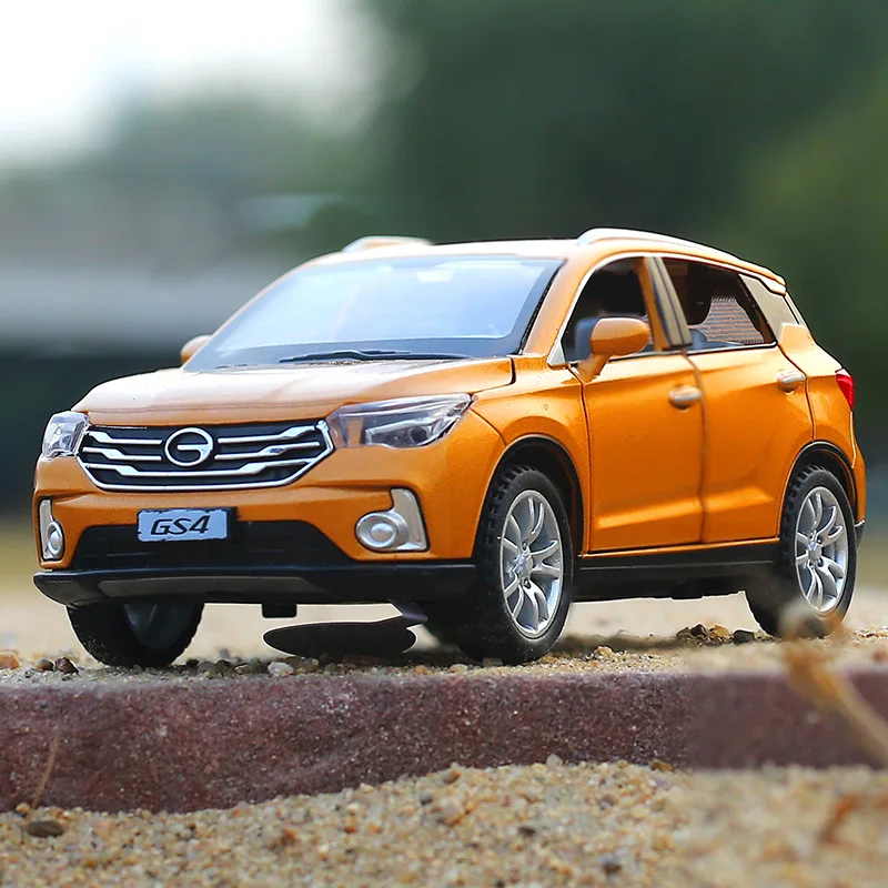

1:32 high simulation Trumpchi GS4 alloy off-road vehicle model six open door pull back sound and light toy car for children gift