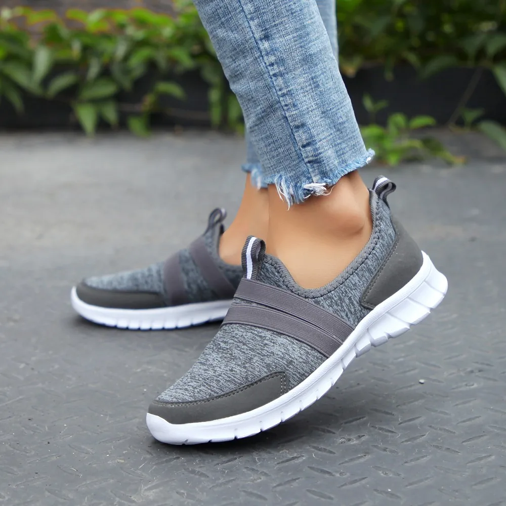 Fashion Mesh Soft Shoes Comfortable Round Head Bottom Set Foot Casual Sports Shoes Lazy Shoes leisure and personality