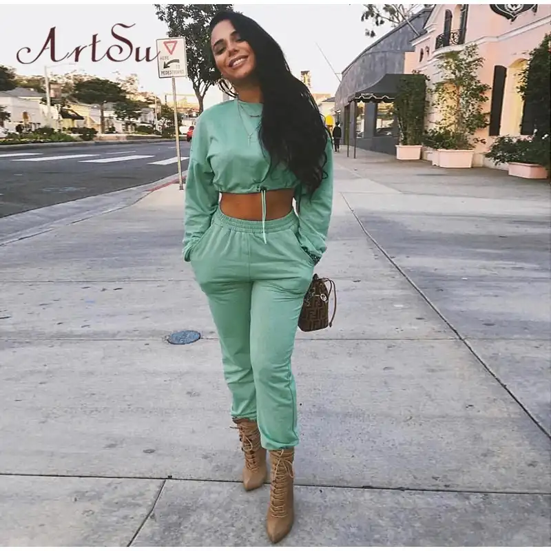 Cropped jogging suit Clearance