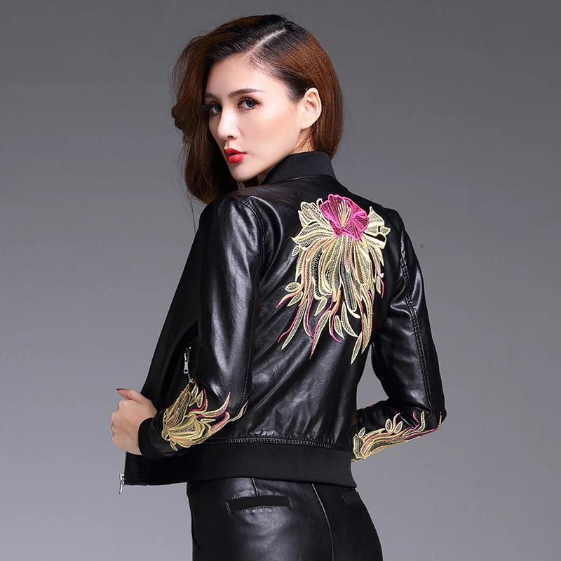 

Fashion Ladies Pu Leather Jackets New Autumn Floral Embroidery Short Locomotive Pu Leather Jacket Loose Women Bomber Jacket