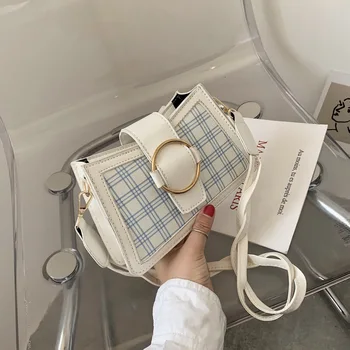 

French niche foreign style small bag female 2020 new trend Korean version of the wild one-shoulder messenger hand bag