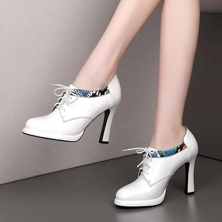 

Waterproof table round head small leather shoes woman spring and autumn thick heel high heels single shoe head layer cowhide