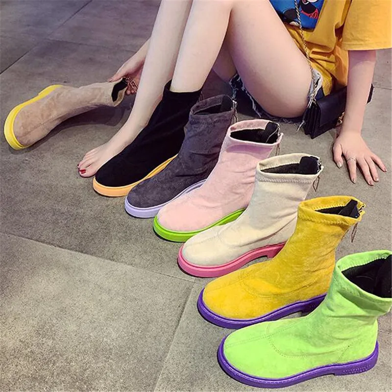 Новые весенние женские ботинки до середины икры эластичные тканевые ботинки ярких цветов Женская обувь на плоской подошве Модные женские ботинки на платформе с молнией Цвет черный, желтый