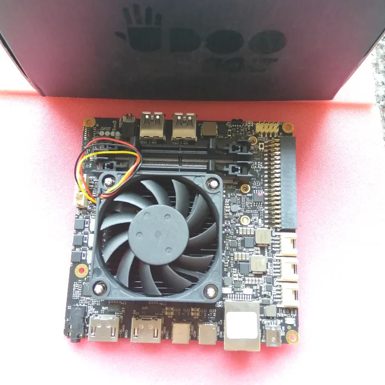 Пятно SC40-1000-0000-C0 UDOO болт V3 Ryzen V1202B Совет по развитию | Электроника