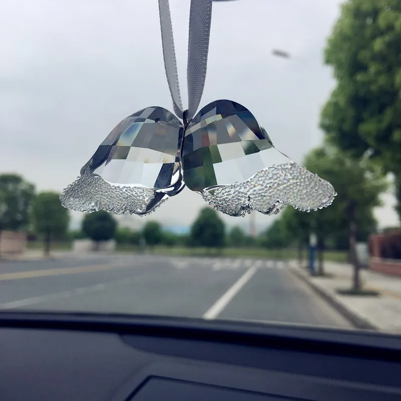 

2017 New Style Wing Artificial Crystal Automobile Hanging Ornament Creative Car Vehicle-mounted Rearview Mirror Pendant Hanging