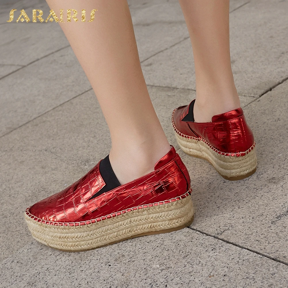 

Sarairis Fashion New Design Genuine Cow Leather INS Vulcanize Women Shoes Woman Round Toe Slip-On Platform Spring Vulcanize