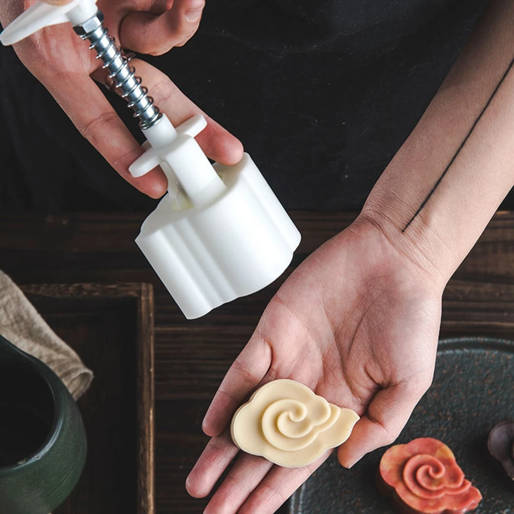Bakery Molds Moon Cake Cookie Flower Stamp Mooncake Mold Kitchen Utensils Ma'amoul Oriental Pastry Mould Form for Baking