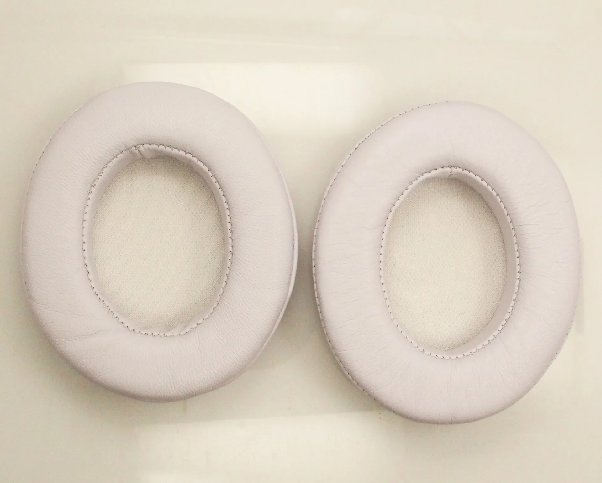 Replacement Soft Foam Ear Pads Cushions For Beats for By Dr Dre Solo 2 0 Solo2 solo3 Wireless Headphones Earpads