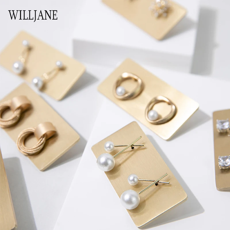 Minimalist Stud Earrings Display Holder Metal Sheet Nail Piercing Jewelry Exhibition Stand Card Ear Studs Storage Rack Organizer