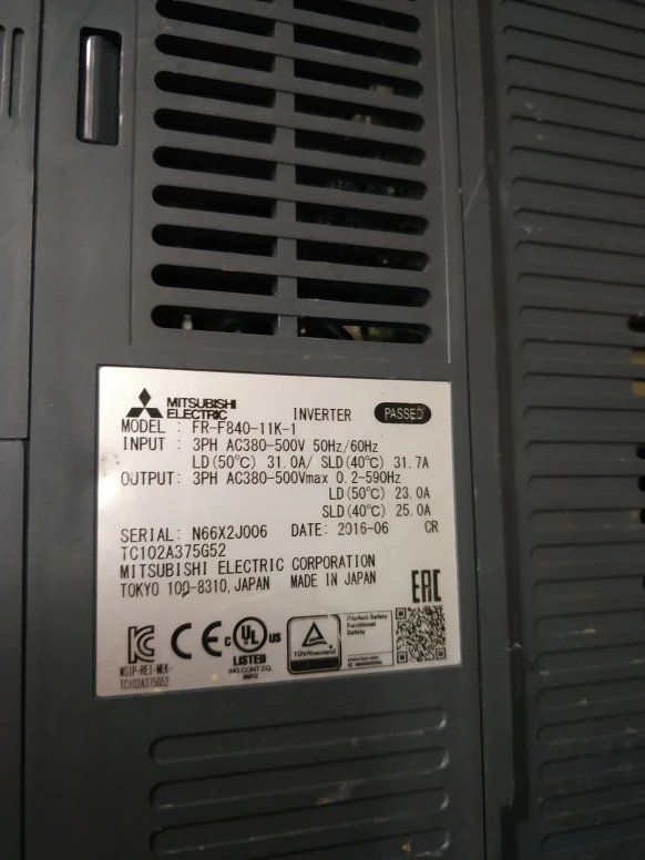 FR-F840-11K-1 11 кВт 380 В используется один, инвертор хорошо работает