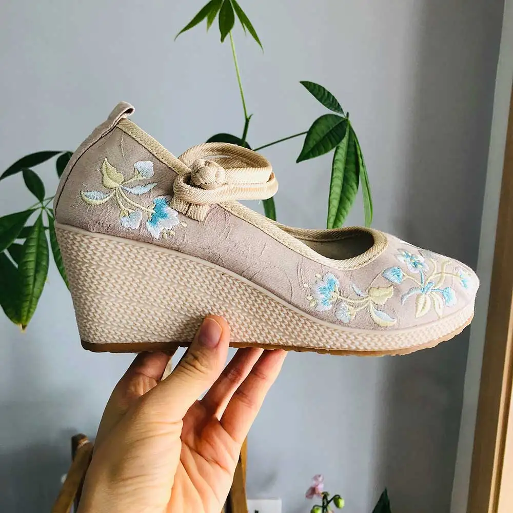 Scarpe mary-jane Jacquard floreale con zeppa da 7cm - Veowalk 43 Scarpe mary-jane Jacquard floreale con zeppa da 7cm - Veowalk - immagine 3