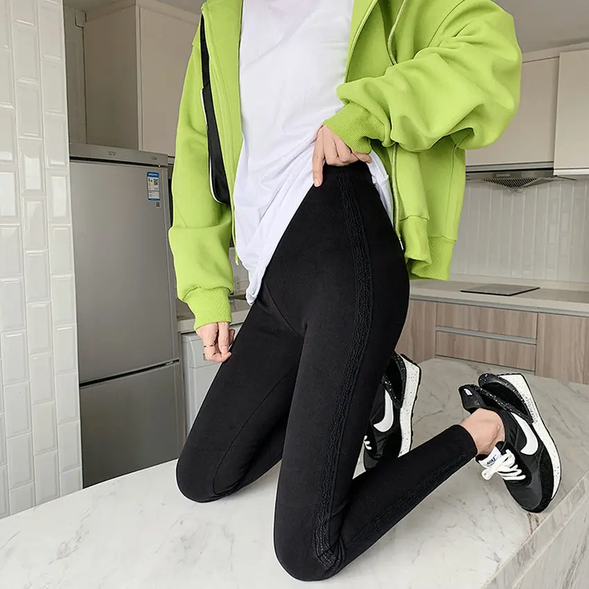 

Autumn Spring Winter Women Leggings Black Lignt and Dark Gray Colour Lace Stripe Side Patchwork Design Elastic Bottoming Pant