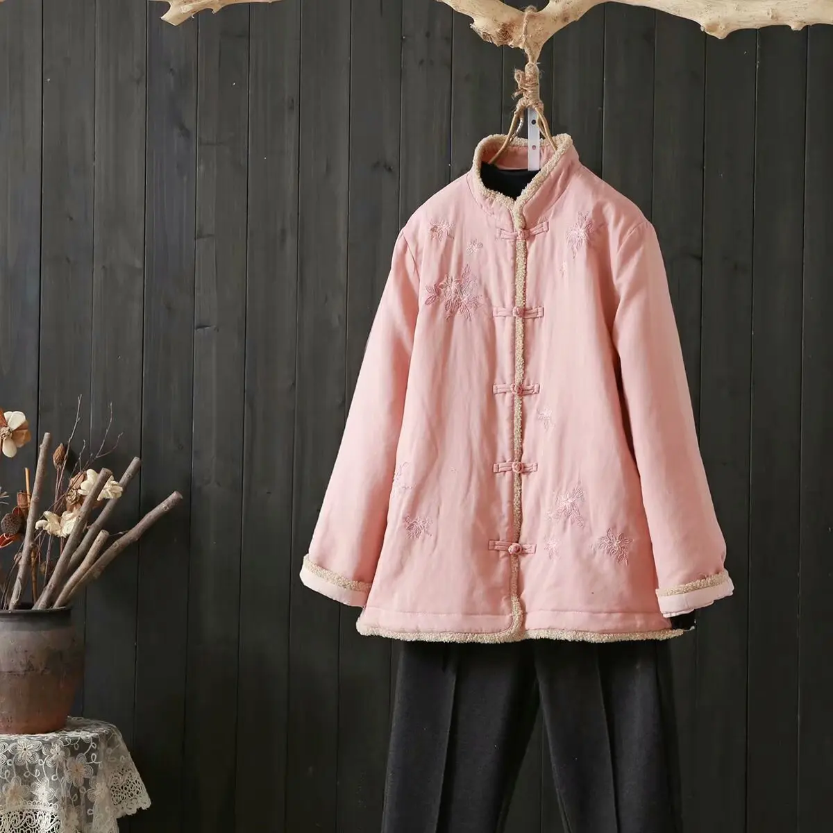 

2019 Autumn And Winter New Style Retro National Wind Chinese Style Stand Collar Frog Embroidered Warm Cotton-padded Clothes Tea