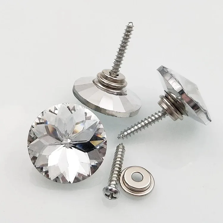 

10 sets per pack.Crystal buckle soft bag. Sofa nails. diamond buckle.Advanced Crystal Button Background decorative Button