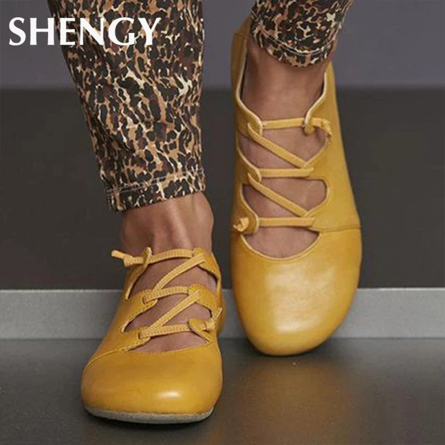 

2019 Women Spring Autumn Shoes PU Leather Vintage Ladies Flat Shoes Sexy Cross Strappy Comfortable Female Loafers Plus Size