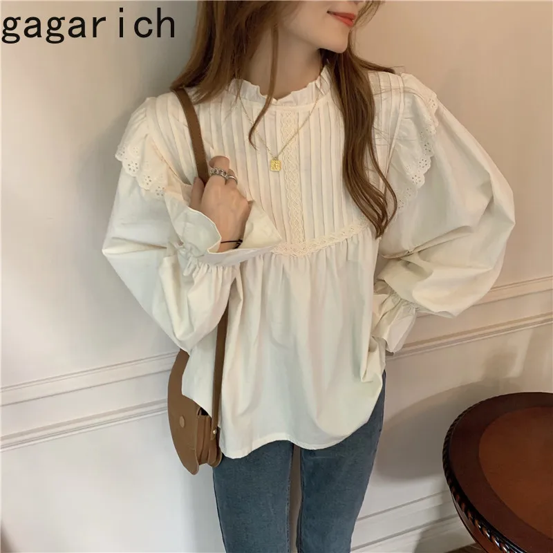 Gagarich Women Shirt 2021 Spring Autumn French Elegant Vintage Temperament Female Ruffles Collar Petal Sleeve Minimalist Blouses |