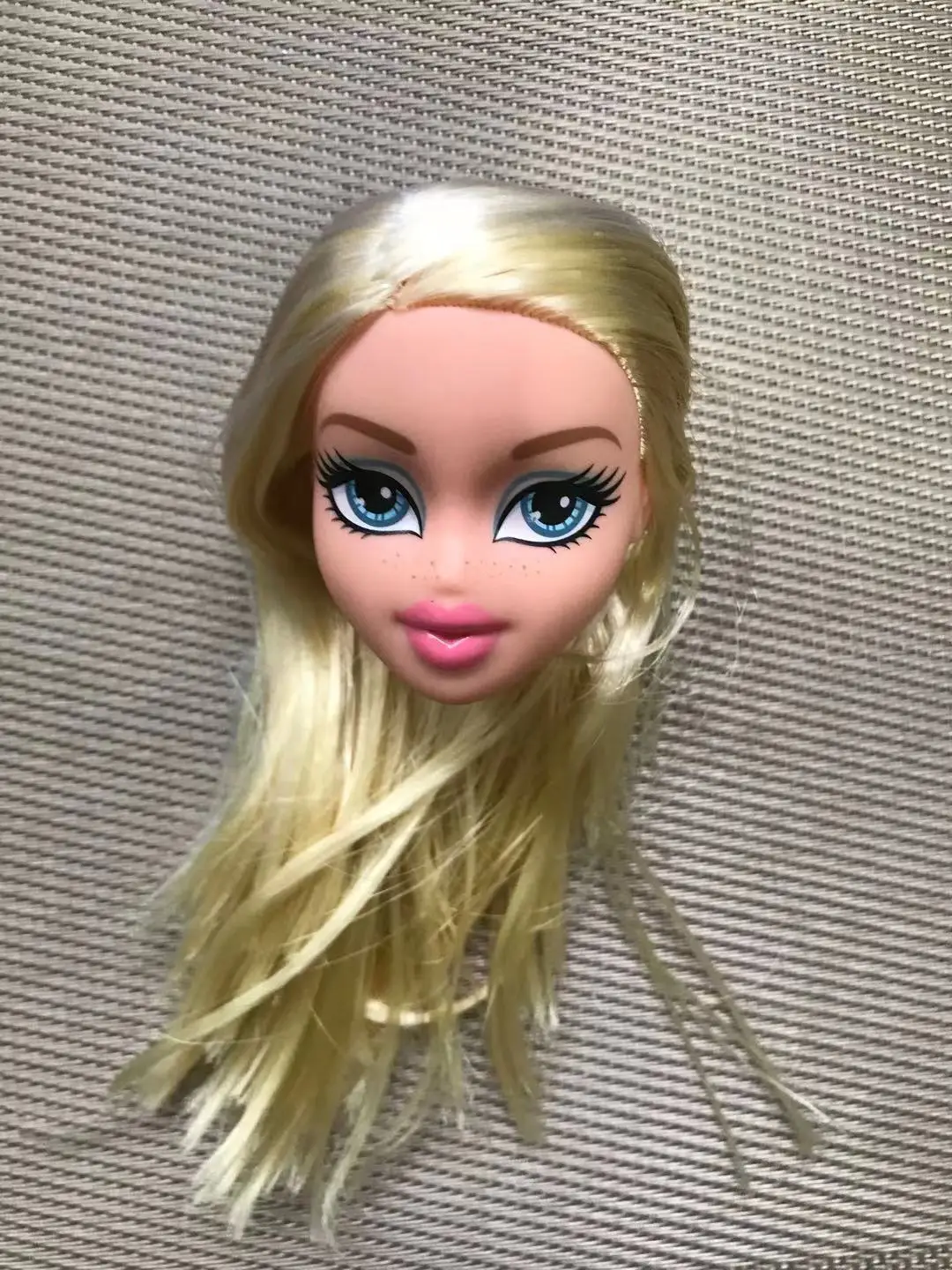 Dancing Girl Doll Head Big Eyes Bratzs Doll Figure Body Parts Colorful Head Original Part White Brown Skin Colors plush doll accessories,doll accessories