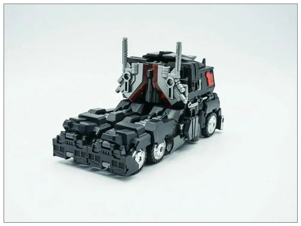 Новая трансформация LegendaryToys LT-03B Black OptimuPrime MTCD ver фигурка