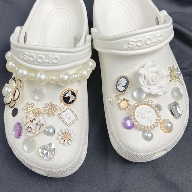 Retro Rhinestone Croc Charms Designer DIY Metal Pearl Shoe