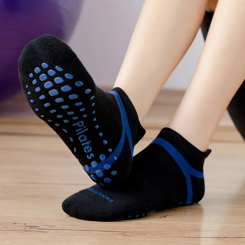 Plus Size Anti-Slip Yoga Socks 6