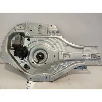 

824802E010J9 RZ2RBJ40059 Window Lifter Front Right Hyundai Tucson (jm) 2.0 Crdi Cat
